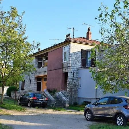 Lito*** Apartamento