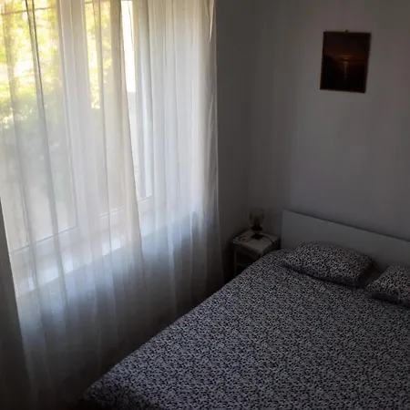 Apartamento Lito***